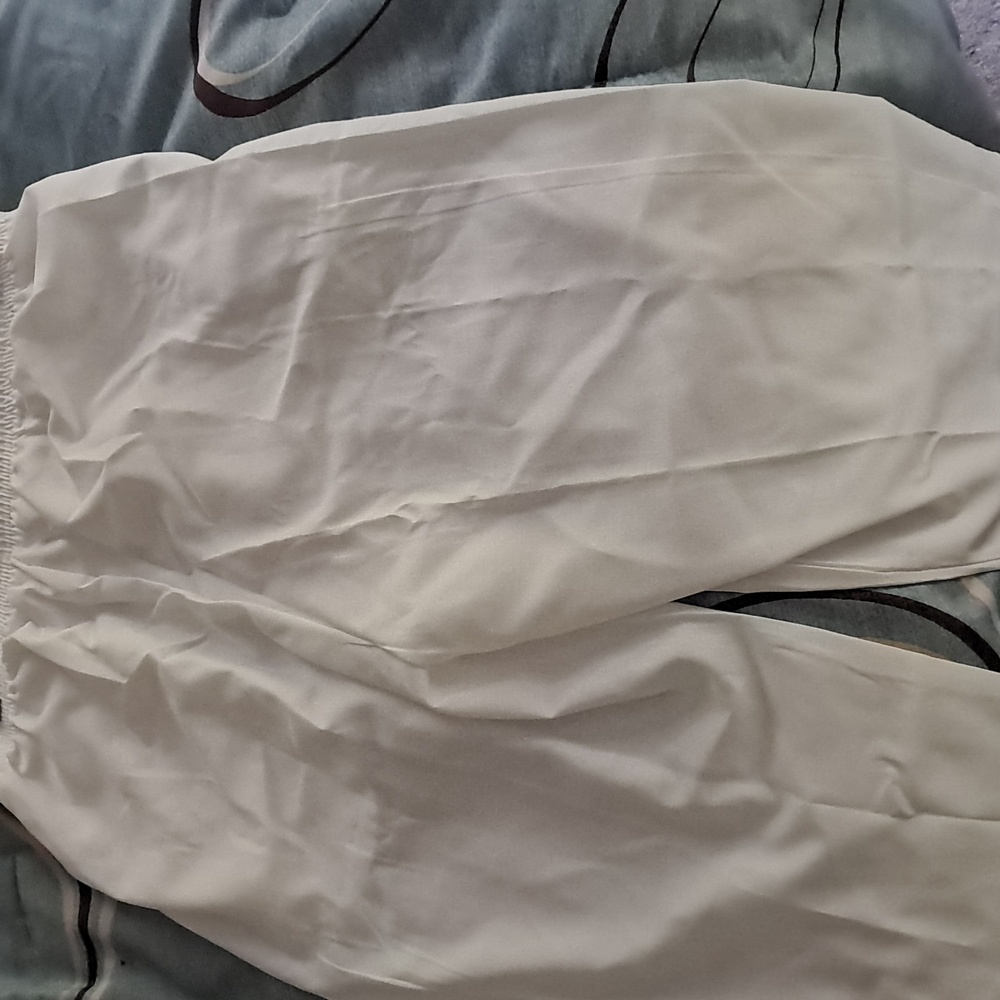 Capri Pants - Picture 2 of 2